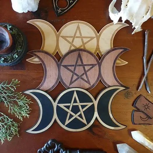 Triple Goddess alttarikiekko 30cm