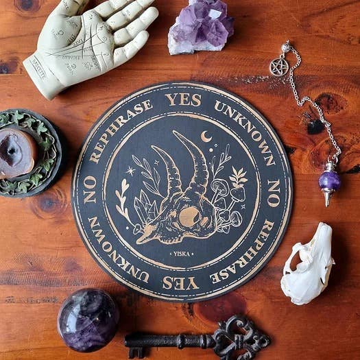 Forest Skull Heilurialusta musta n.15cm