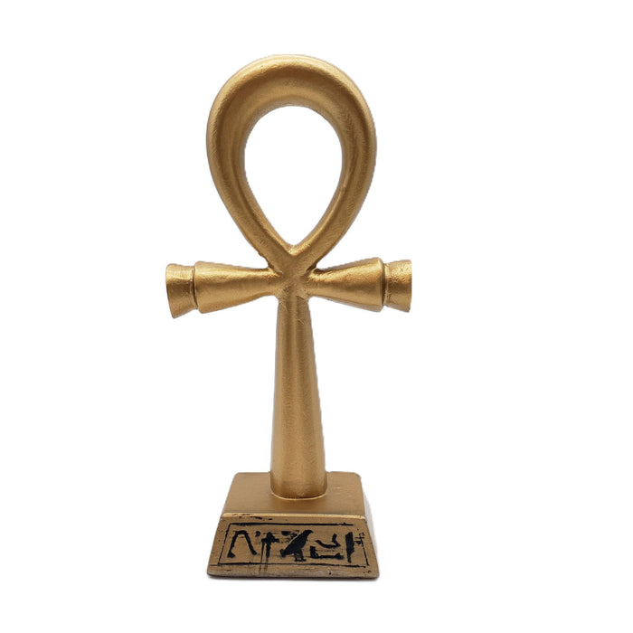 Ankh kultainen patsas