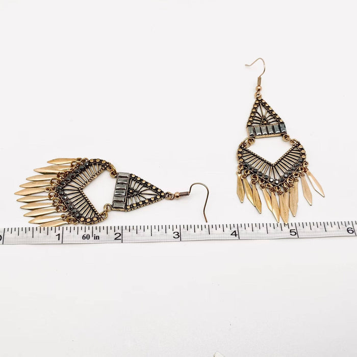 Boheemit metalliset tasselikorvakorut