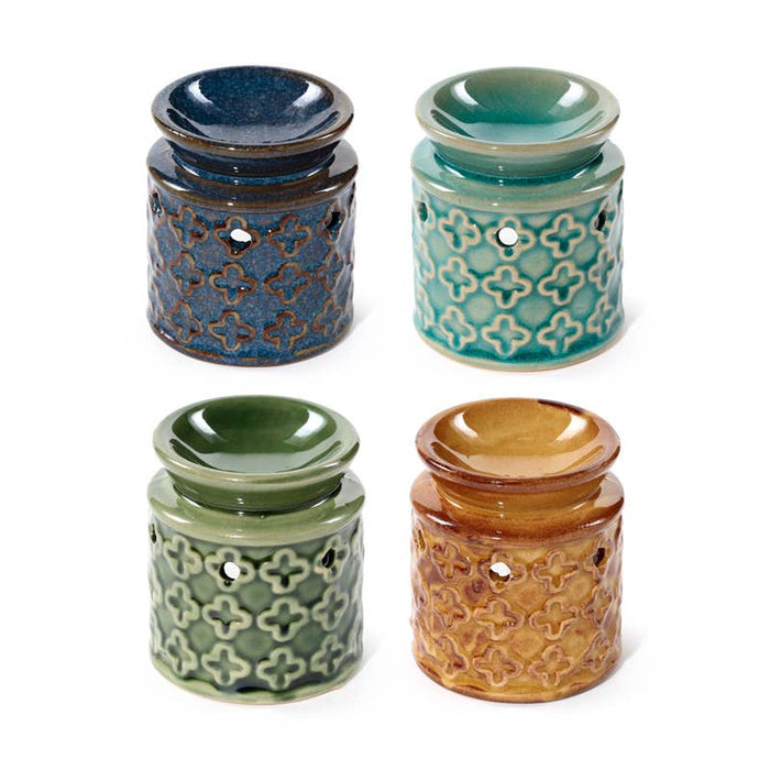 Eden pieni öljyhöyrystin kukkakuviolla