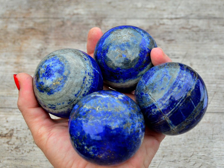 Lapis Lazuli-pallo (45mm - 60mm)