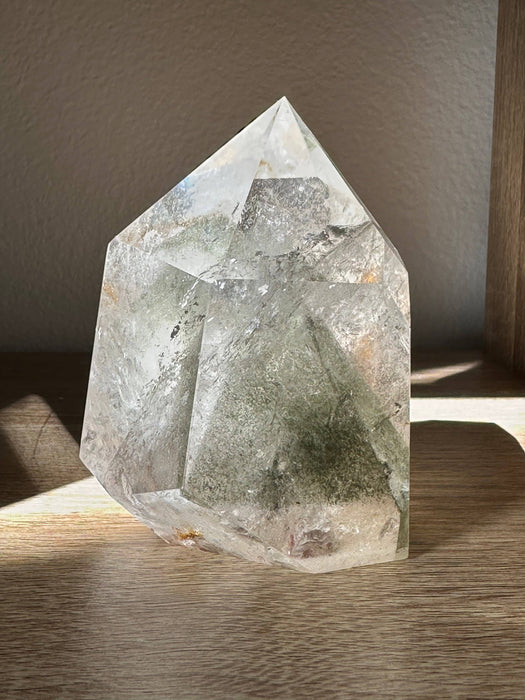 Harvinainen Lodoliitti-torni – maisemakristalli #2