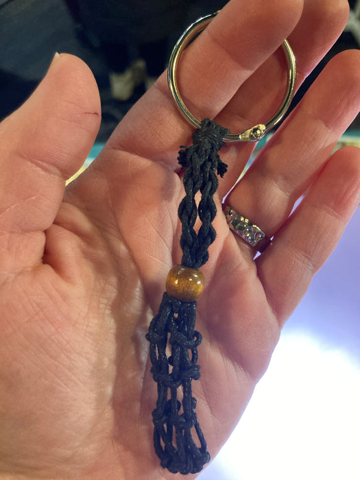 Kristalliverkko avaimenperä, eri värejä