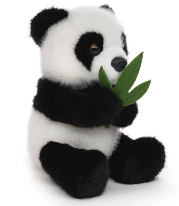 Istuva panda lehdellä – pehmolelu – 18 cm