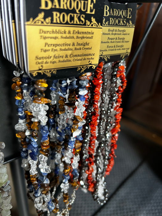 Baroque Rocks kristallikaulakorut (erilaisia)