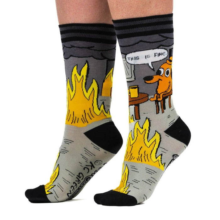 This is Fine: Noir Edition sukat - FootClothes