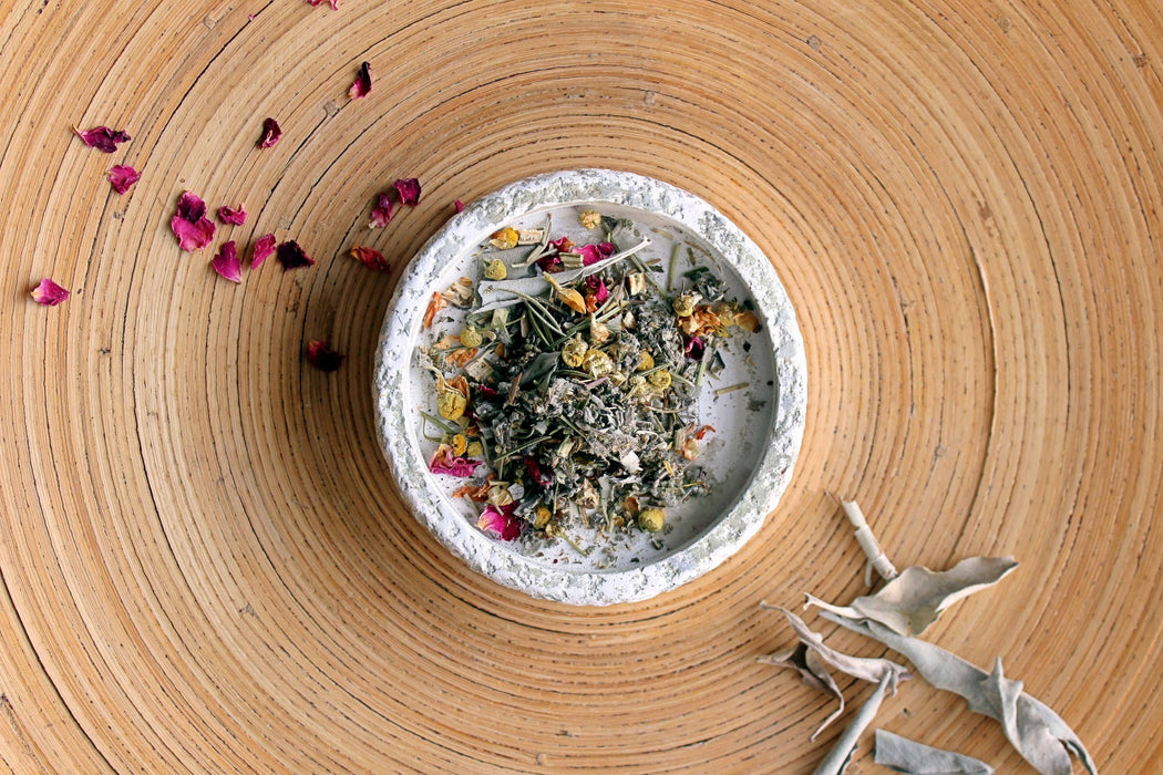 Full Moon -irtosuitsuke yrteistä – Seremoniallinen käyttöön