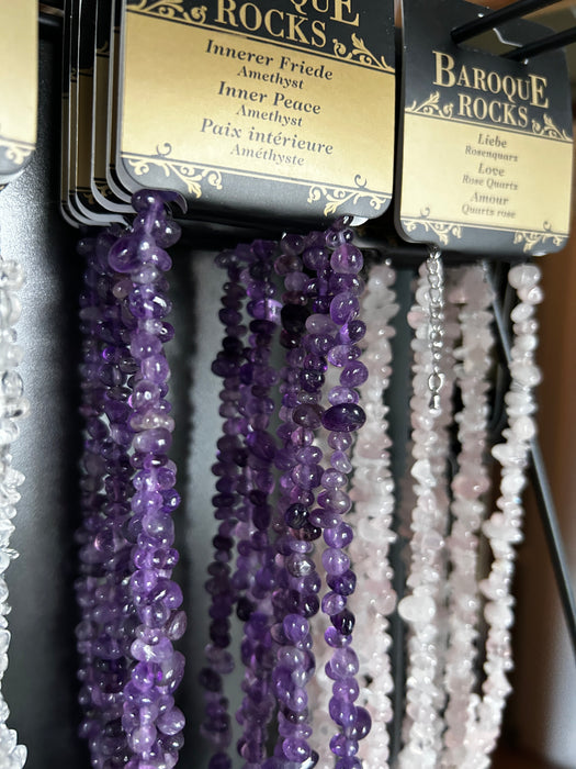 Baroque Rocks kristallikaulakorut (erilaisia)