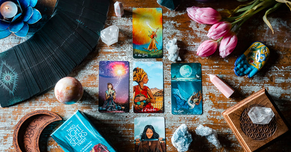 Light Seer's Tarot - Chris-Anne Donnelly