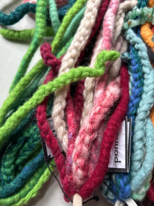 Louhen Luoma rastaponnari 100% villaa