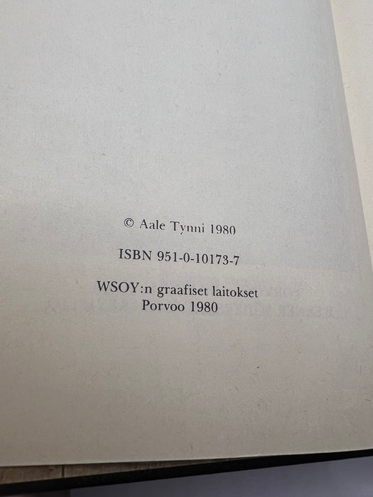 Tuotekuvaus: Eddan sankarirunot, suomentanut Aale Tynni (ensipainos 1980)