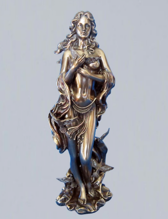 Upean yksityiskohtainen Afrodite patsas (n. 800g)