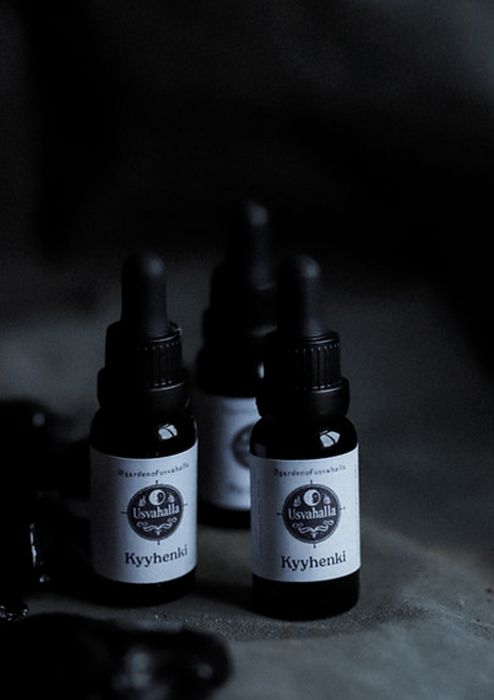 Kyyhenki-  deluxe rituaaliöljy made by Usvahalla