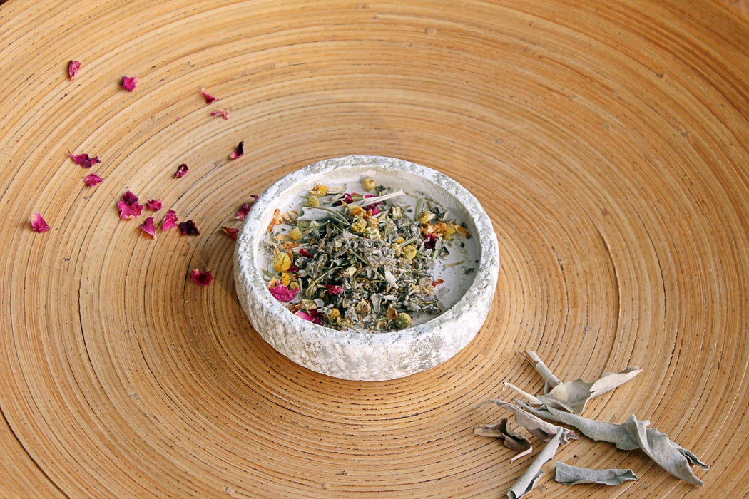 Full Moon -irtosuitsuke yrteistä – Seremoniallinen käyttöön