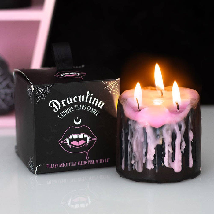 Draculina - pieni vaaleanpunainen Vampire Tears -pöytäkynttilä