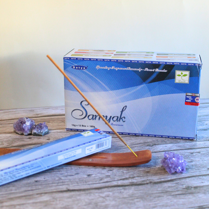 Samyak suitsuketikku 15 g – Satya