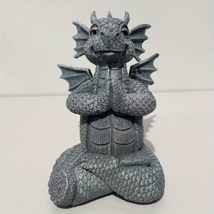 Meditoiva lohikäärme patsas