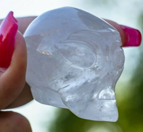 Pieni kristallikallo Alien  5,7 cm - Vuorikristalli