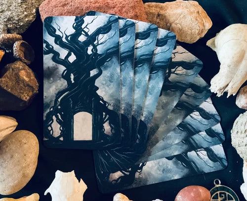 Wisdom of the Raven Oracle - 52 Card Oracle Deck Featuring Surreal Crow Artwork - J Edward Neill (Kopio)