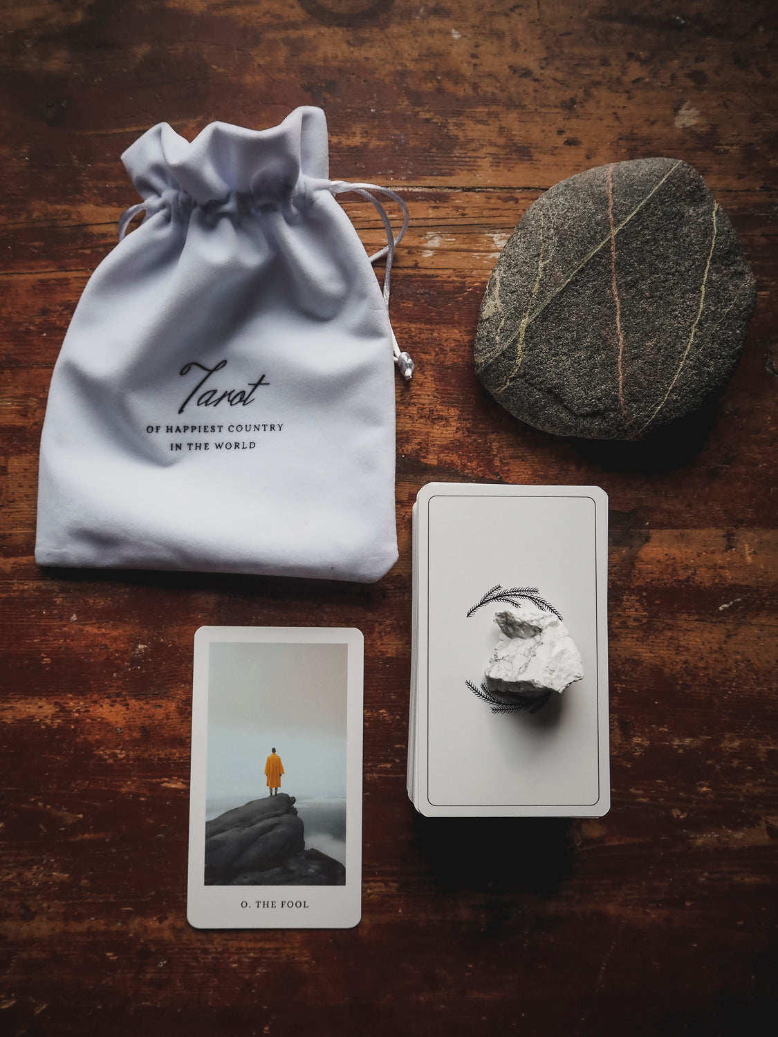 Tarot of Happiest People in the World Mysticus (Indie, Finnish