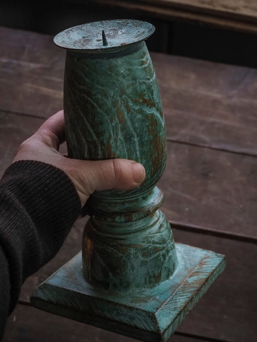 Kynttiläjalka puuta