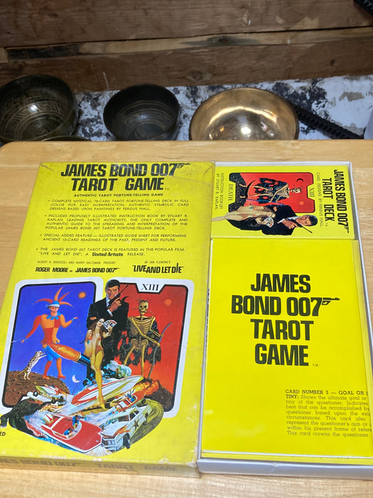James Bond Tarot vintage boxed set (Tarot Of Witches) - Fergus Hall (Preloved/käytetty)(OOP, rarities)