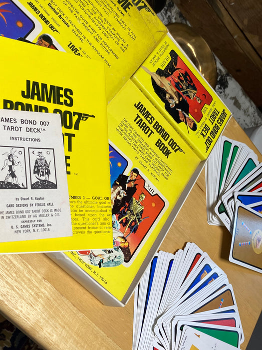James Bond Tarot vintage boxed set (Tarot Of Witches) - Fergus Hall (Preloved/käytetty)(OOP, rarities)
