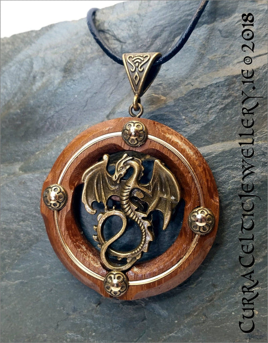 Pronssinen lohikäärme riipus - Curra Celtic Jewellery