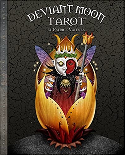 Deviant Moon Tarot Book Hardcover – Patrick Valenza (Preloved - käytetty) - Tarotpuoti