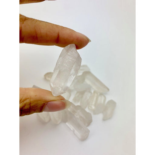 Lemurian Seed Crystal 30-40mm (pieniä kristalleja) - Tarotpuoti