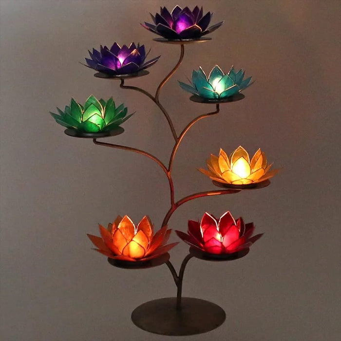 Messingin värinen teline Chakra Lotus tuikunpidikkeille (ei sisällä tuikkuja) - Tarotpuoti