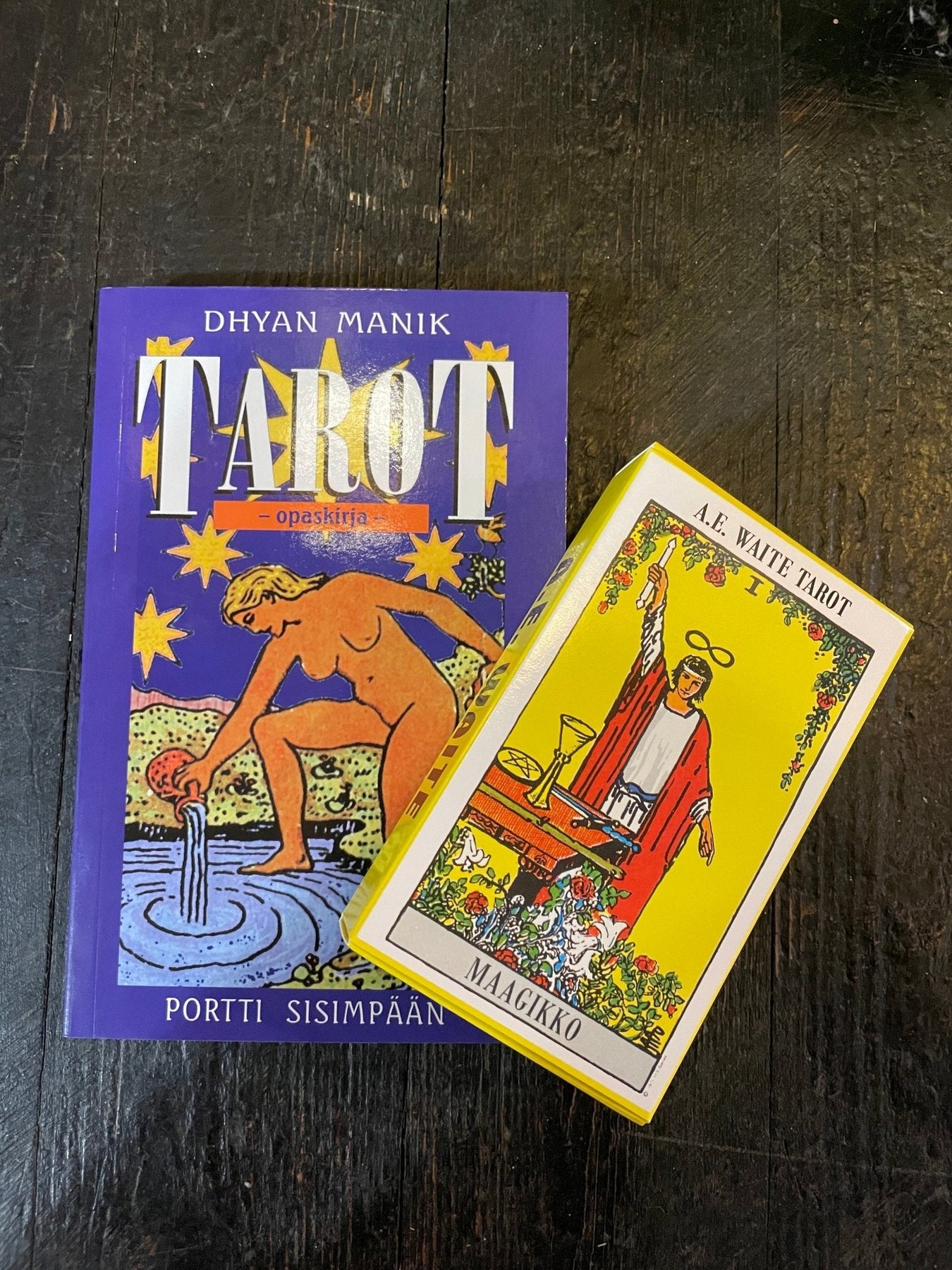 Tarot & Kortit