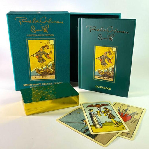 Smith-Waite Deluxe Tarot: Kullattu pakka ja kirja setti Limited edition - Tarotpuoti