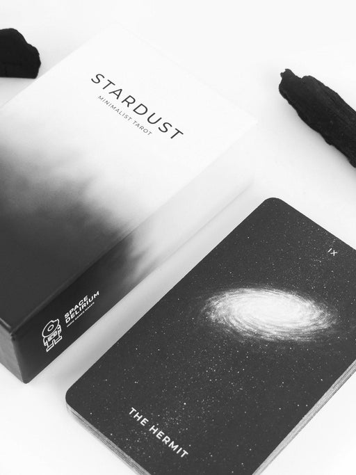 STARDUST minimalist tarot - Space Delirium - Tarotpuoti