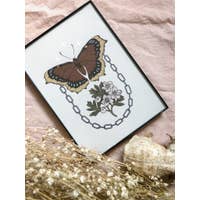 Suruvaippa Mourning Cloak Butterfly taideprintti - Tenderheart Studio - Tarotpuoti