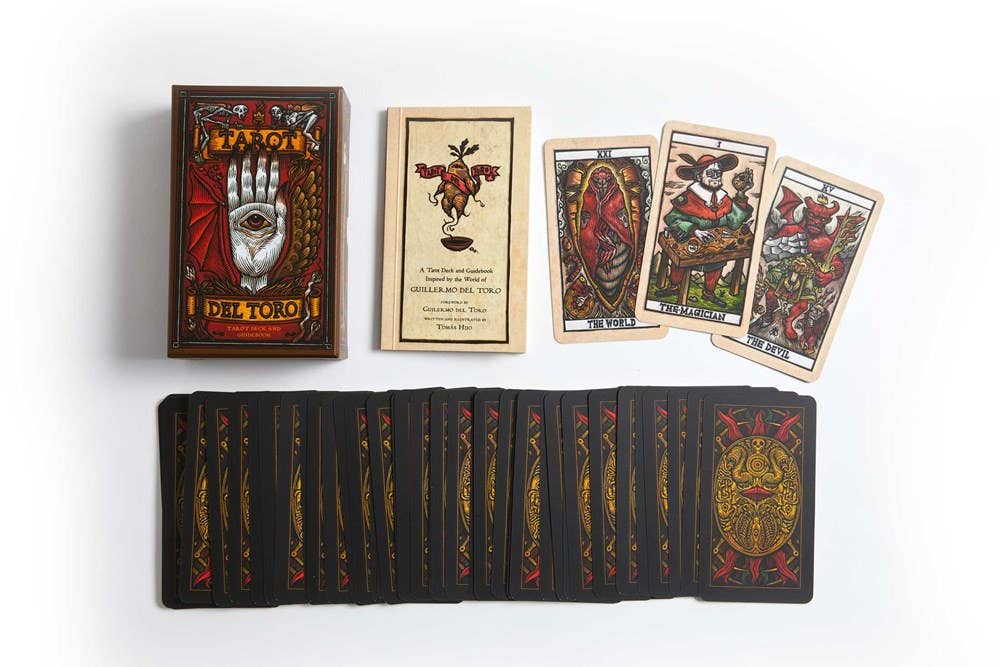 Tarot del Toro: A Tarot Deck and Guidebook - Tarotpuoti