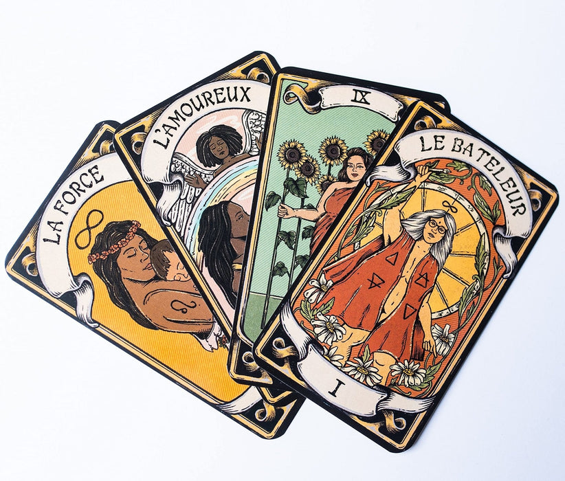 The Sacred Sisterhood Tarot : Deck and Guidebook for Fierce Women - Ashawnee DuBarry - Tarotpuoti