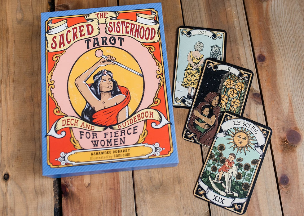 The Sacred Sisterhood Tarot : Deck and Guidebook for Fierce Women - Ashawnee DuBarry - Tarotpuoti