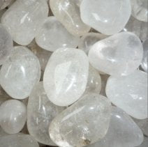 Vuorikristalli rumpuhiottu suuri 4-5cm - Tarotpuoti